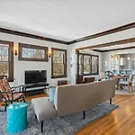 Sky Apt In Majestic Mpls Duplex